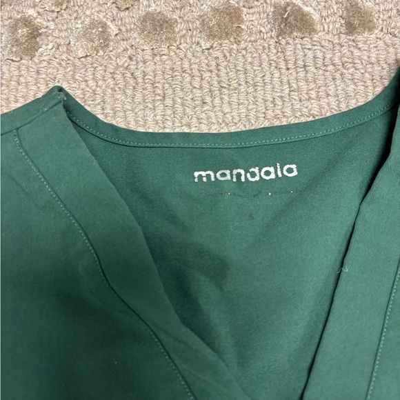 Mandala Scrubs - Picture 3 of 3